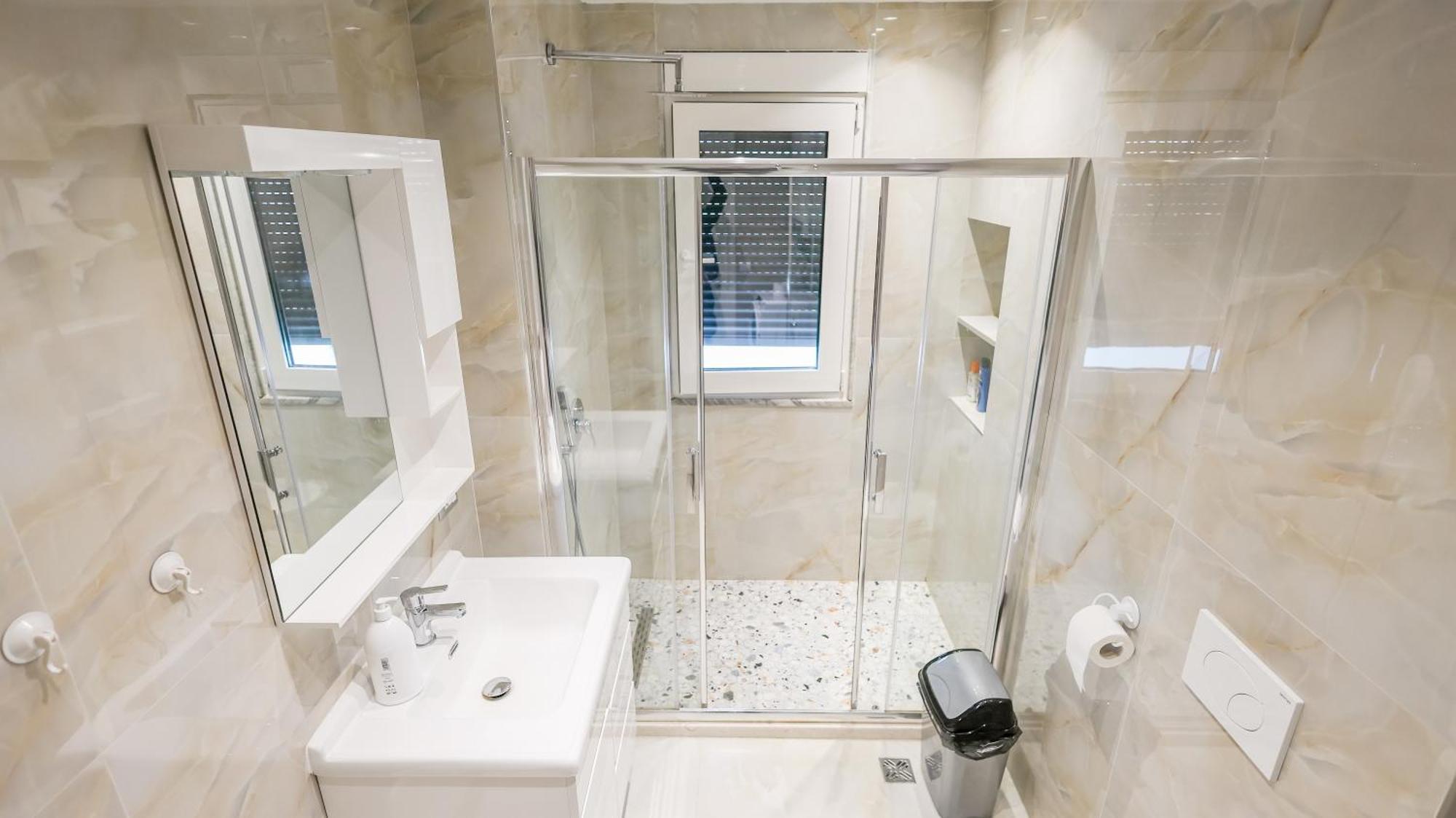 Premium Apartment In The Center Tirana Exterior foto